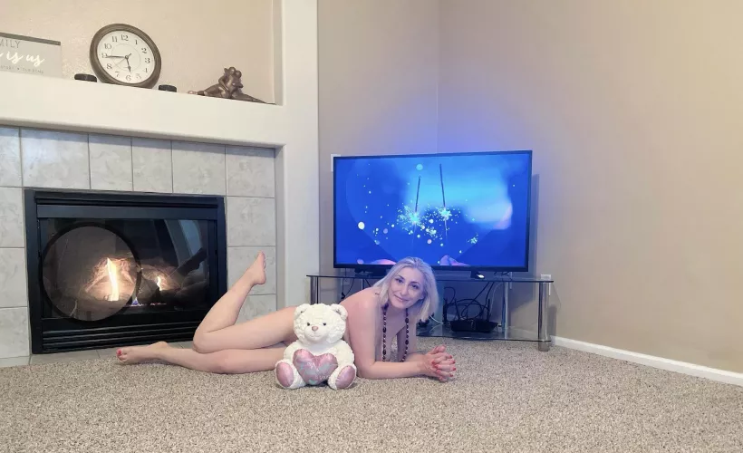 Happy #nude Valentine’s day 🫶❤️💕♥️💙💜💗💛💖💞 by NancyJustNudism