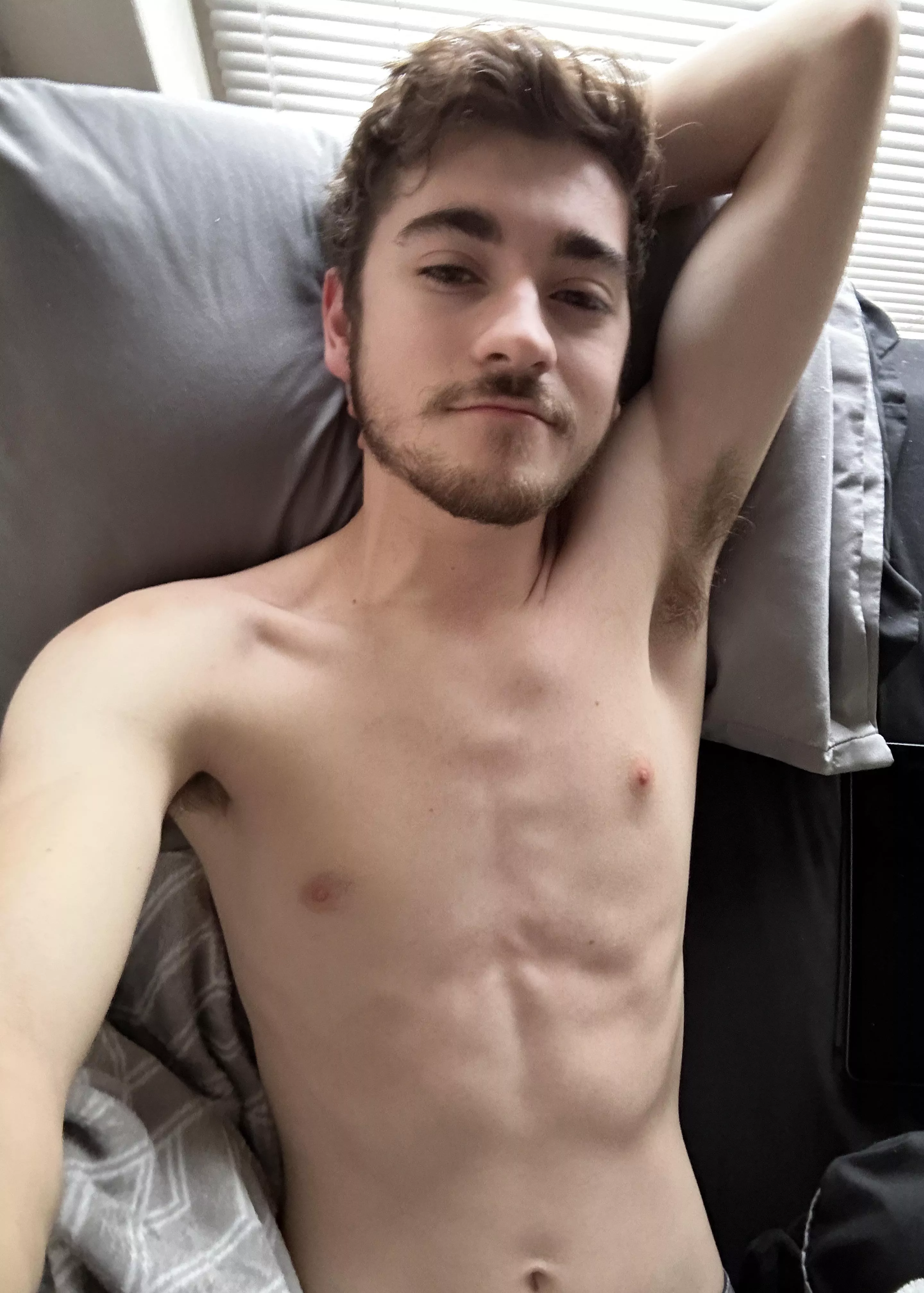 Happy V day :) posted by randommodnar4