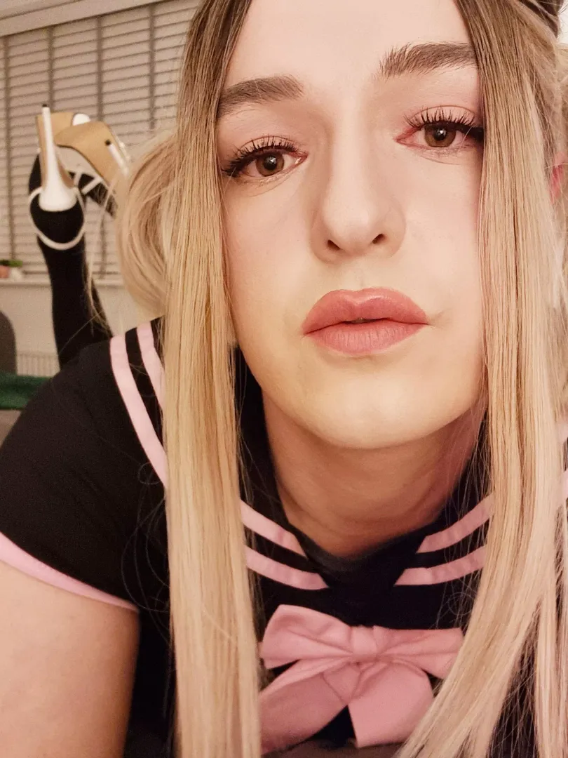 Happy valentines day 🥺🌸 by CuteSissyCuckold