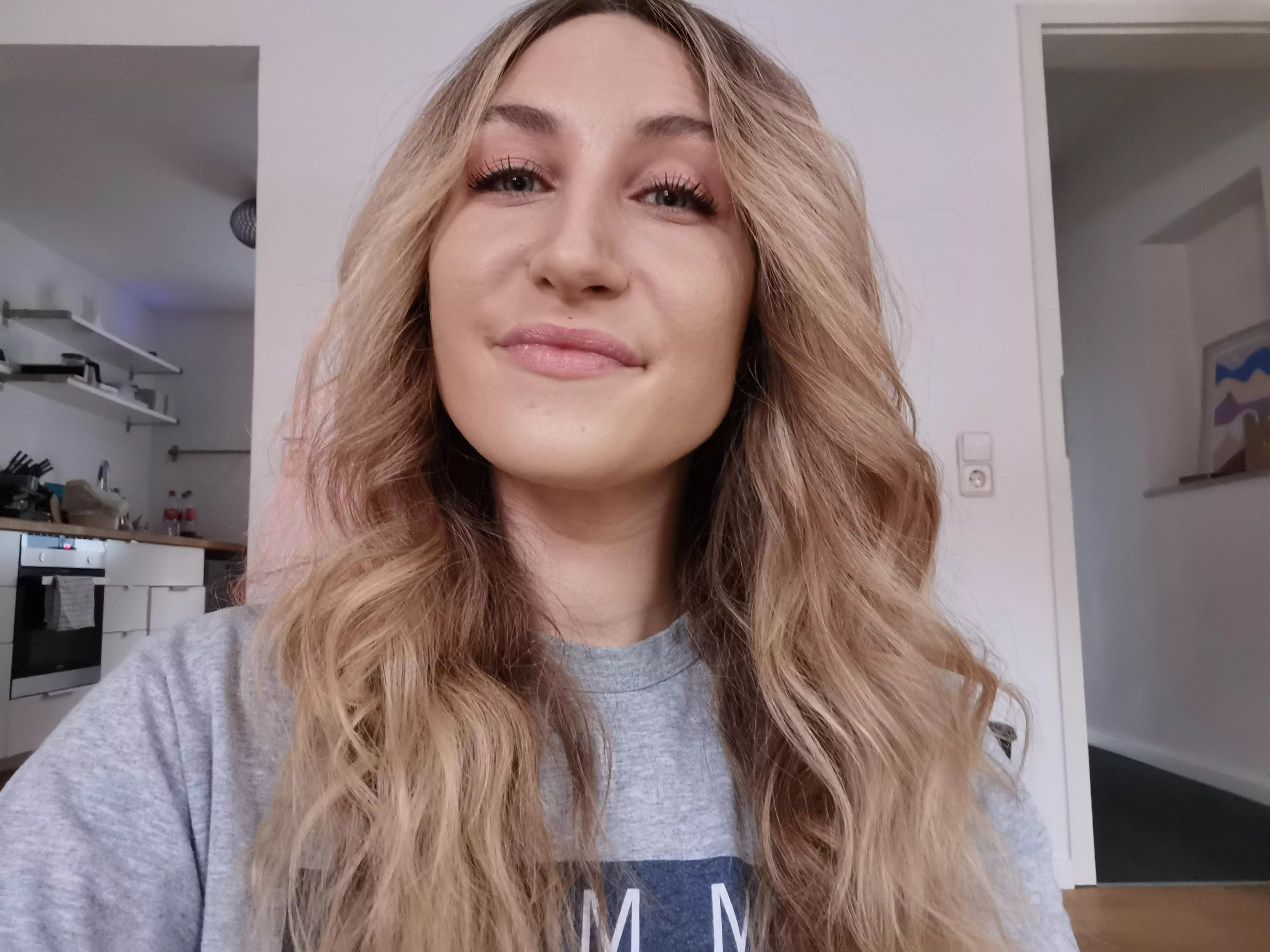 have a great day 😋 posted by derrie_t