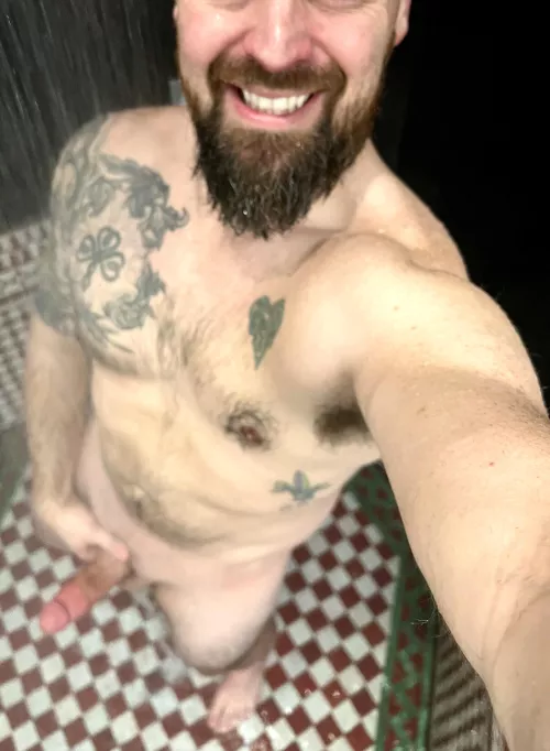 Hello from my Moroccan 🇲🇦shower. What day is it? by SoutheastEggplant