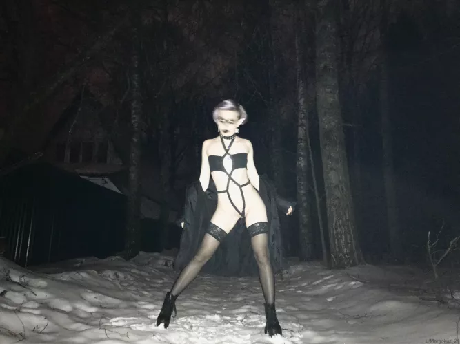 Hot or cold by Margokuz_21