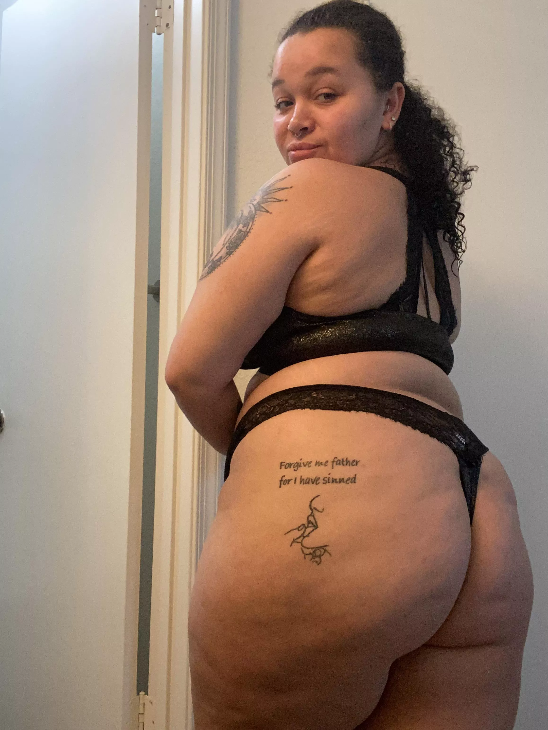 How about a light treat for Valentines? posted by 2Bitches4U