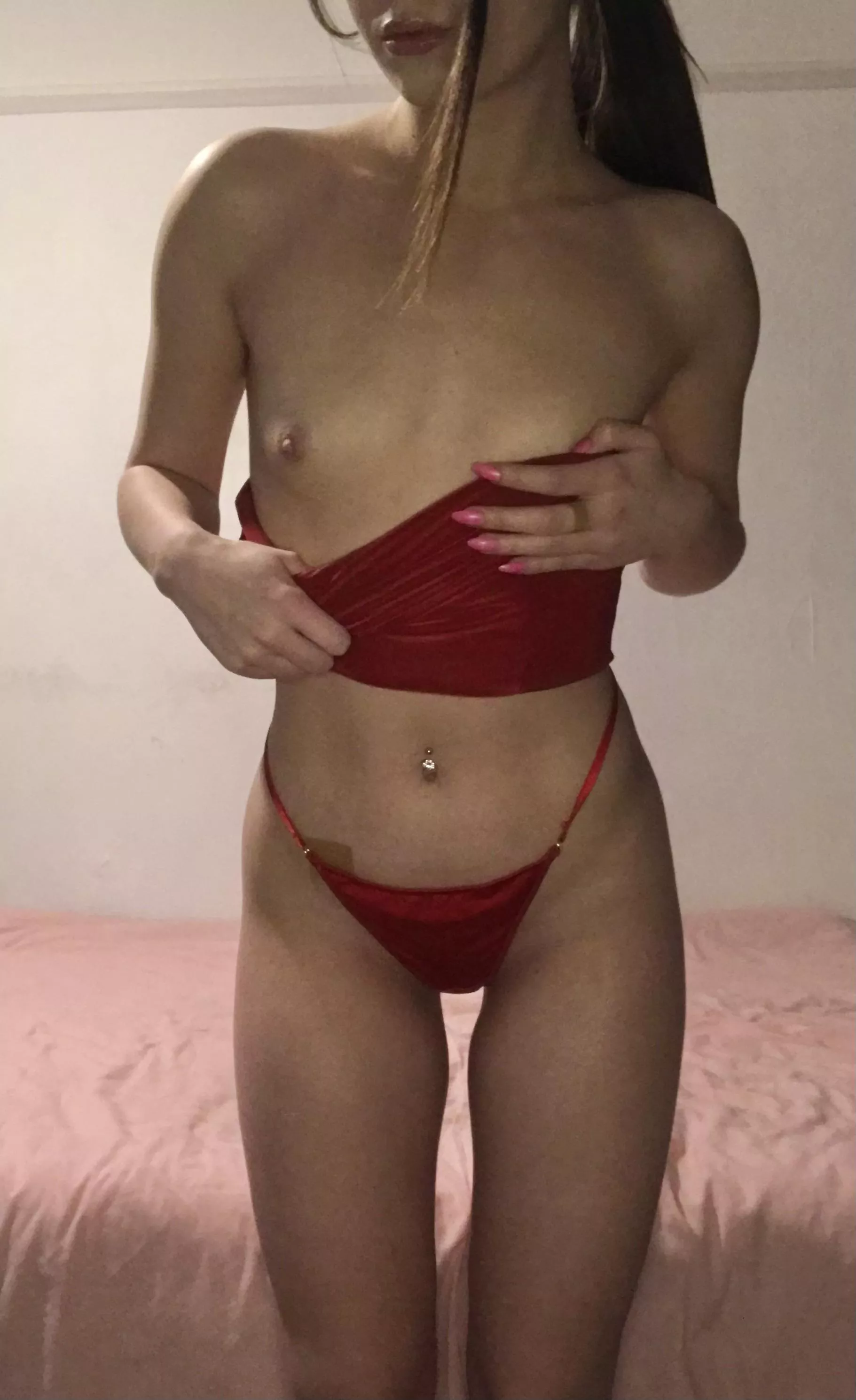 I love my tiny tits 🍒 posted by alexiasmithxoxox