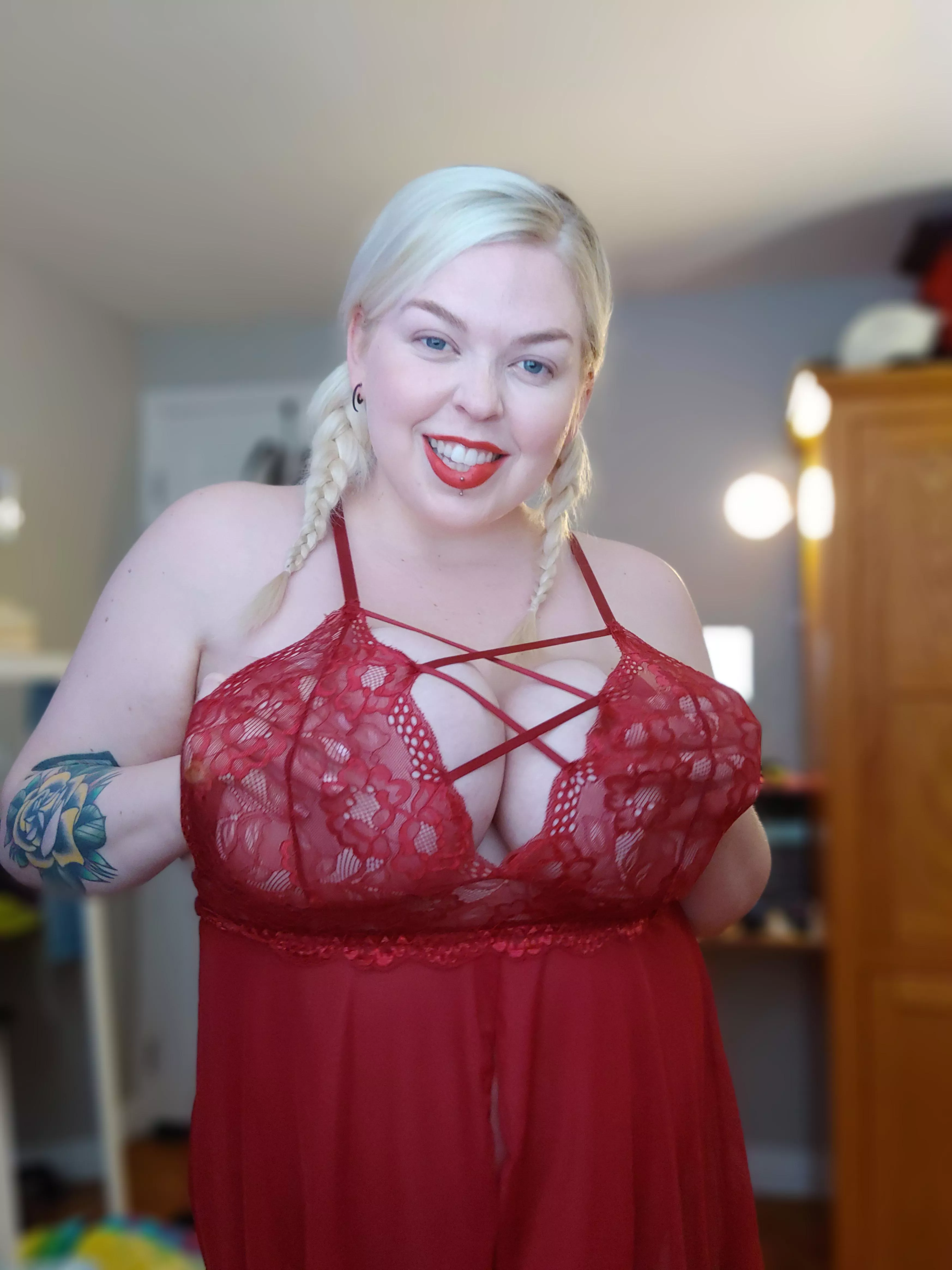 Is that Cupid’s arrow in your pants, or are you just happy to see me? posted by canna_bis_queen