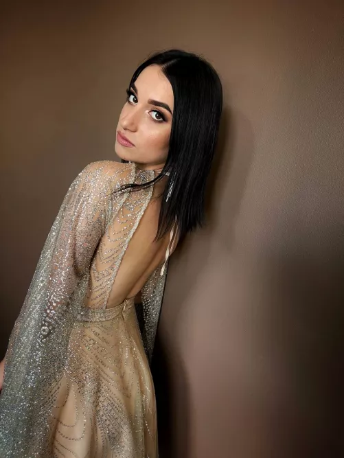 Let me know if you are into me by DistinctIndication8