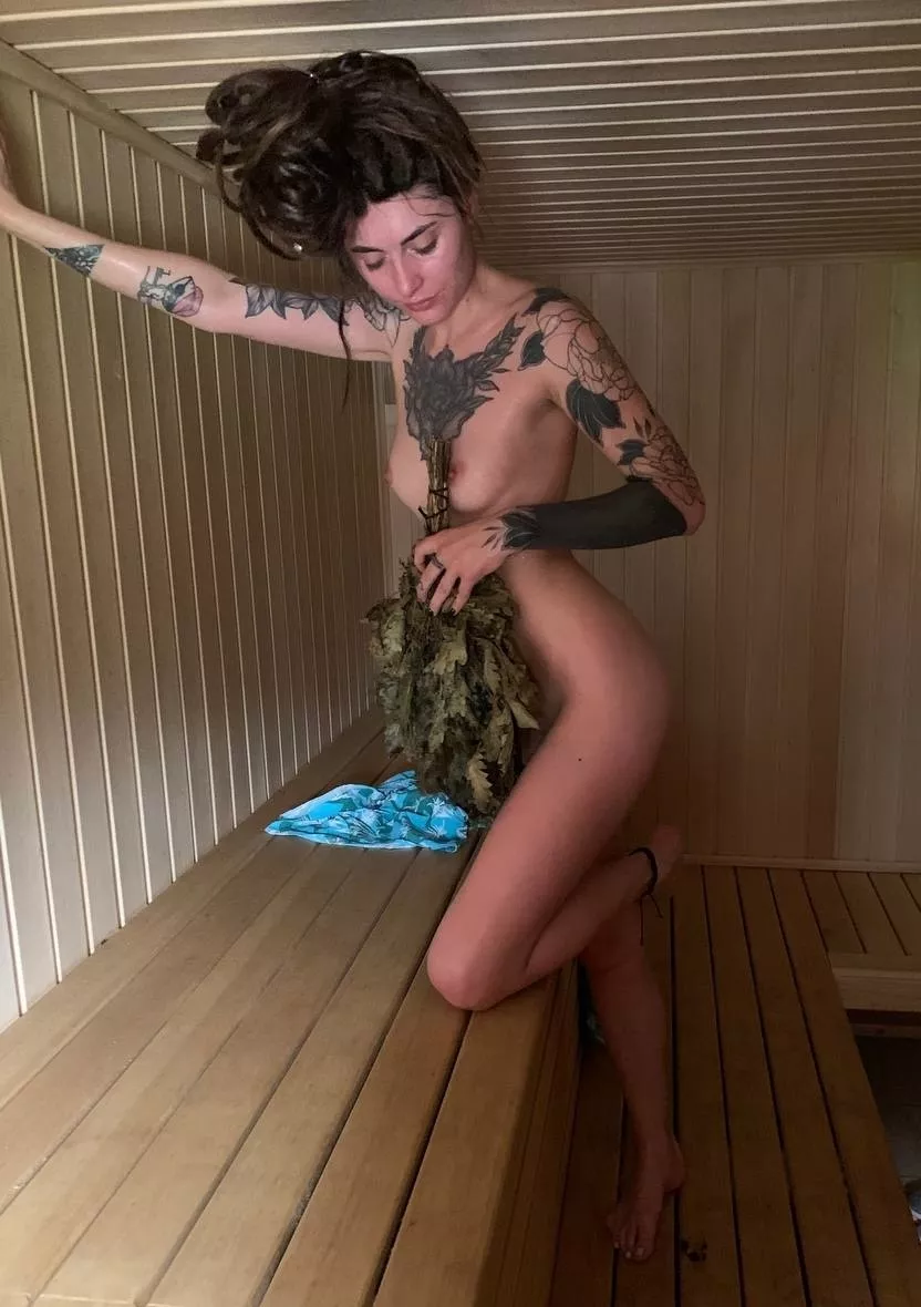 Let's find out together how long you can last inside me 😈 posted by Gloria_Rivera