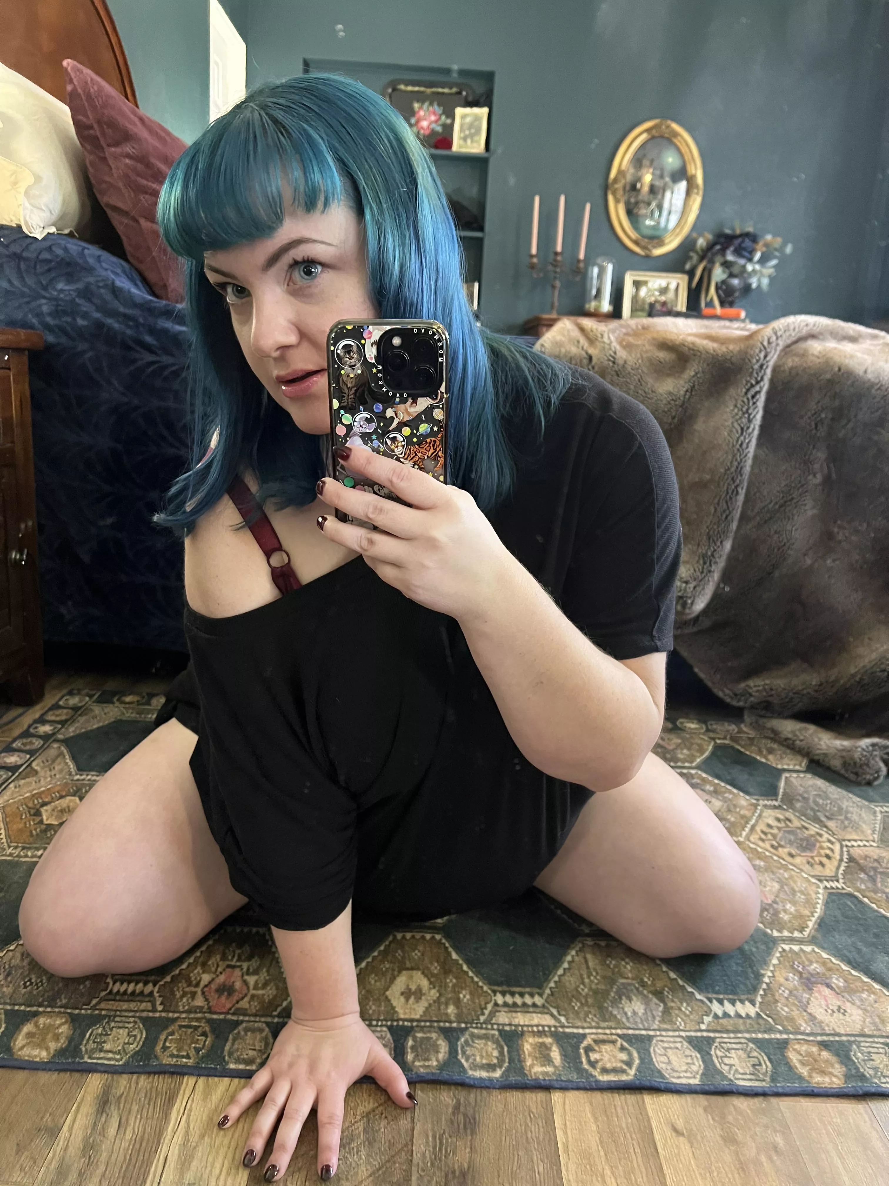 Little pre-workout mirror selfie 🤳 posted by casperlenoreOF