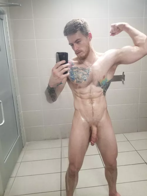 Nice and sweaty after gym workout 😇 by The_Lucas_King