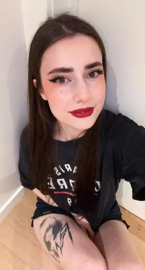 pls say hi if you like goofy ass alt girls 🤧 by bigsadcheems