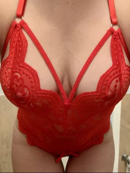 What’s my punishment for inappropriate workplace attire? by isa901