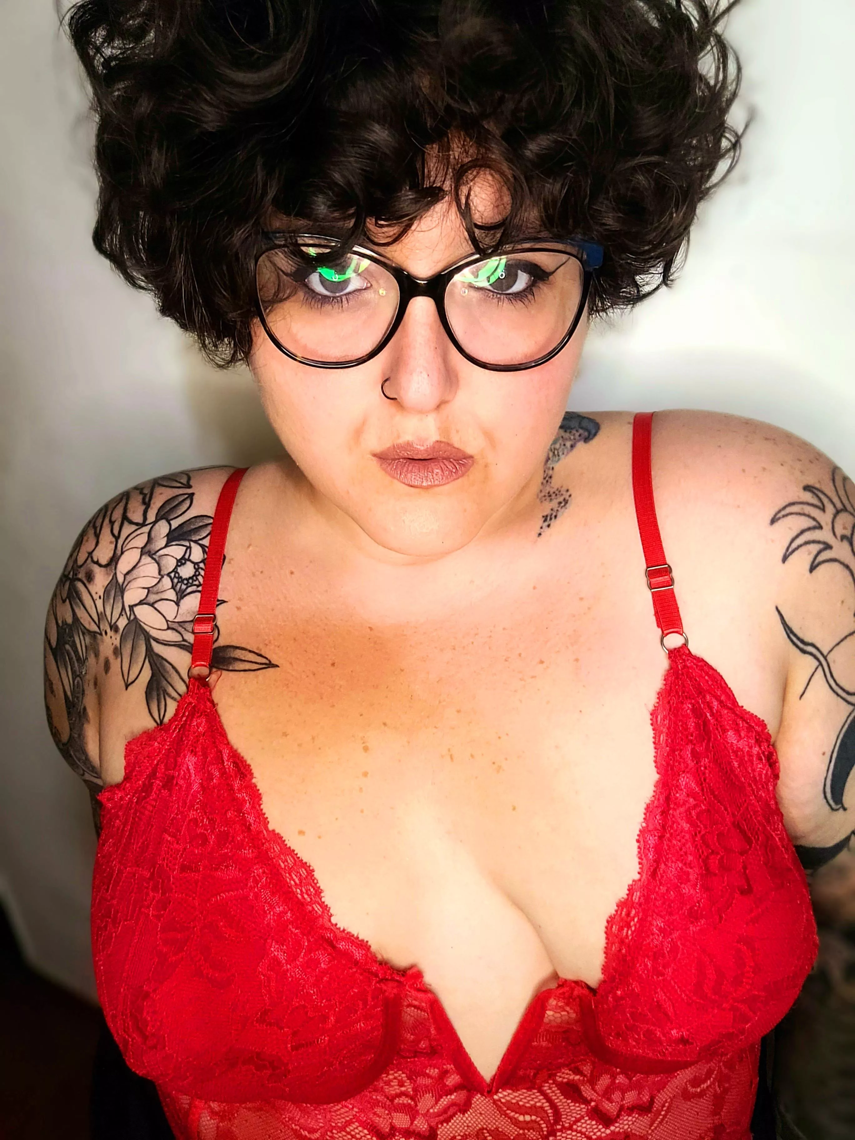 Who wants to be my valentine ❤ posted by sweetfatbottomed