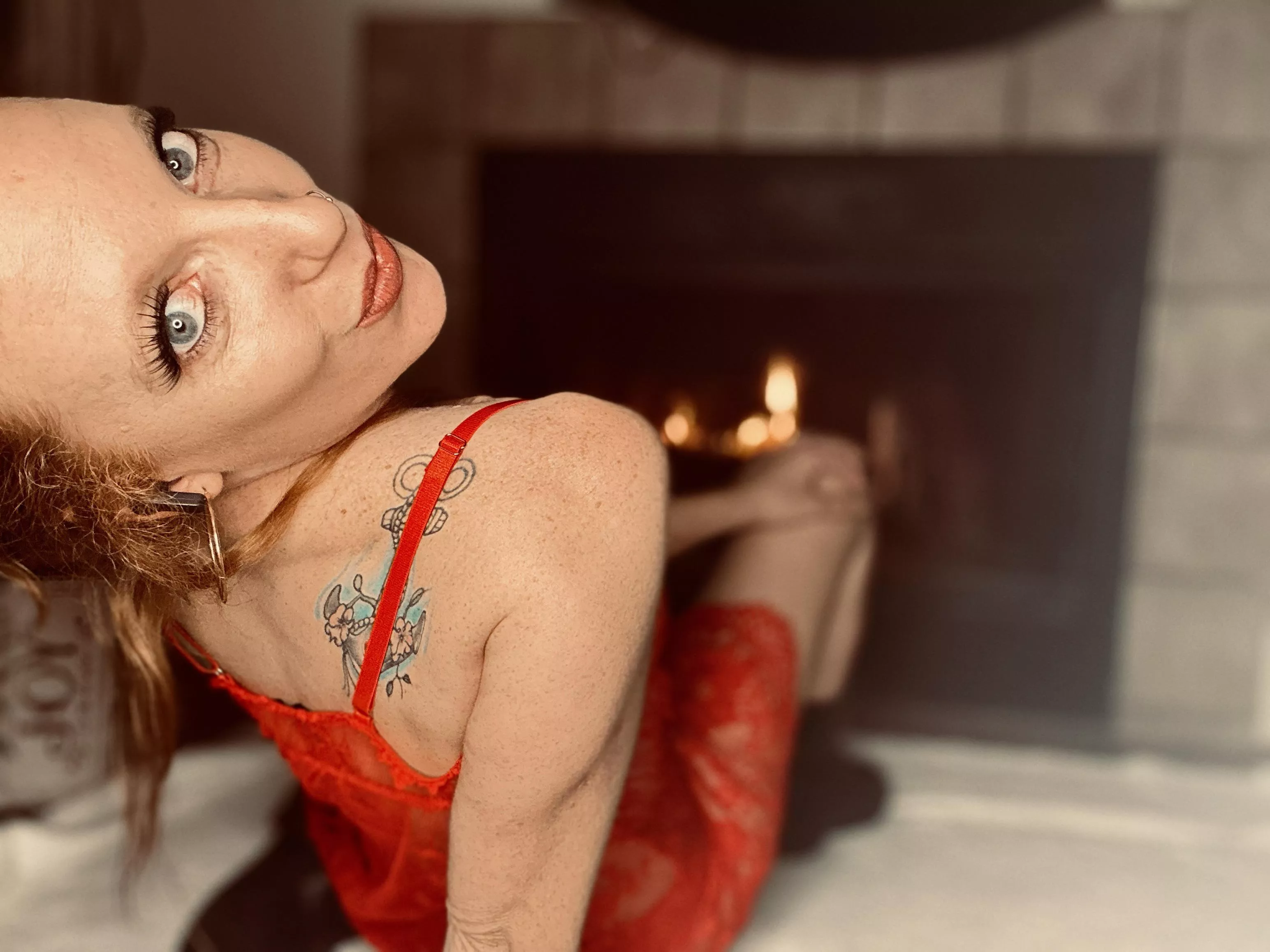 You could make me do anything with that voice. posted by RedAfricanButterfly