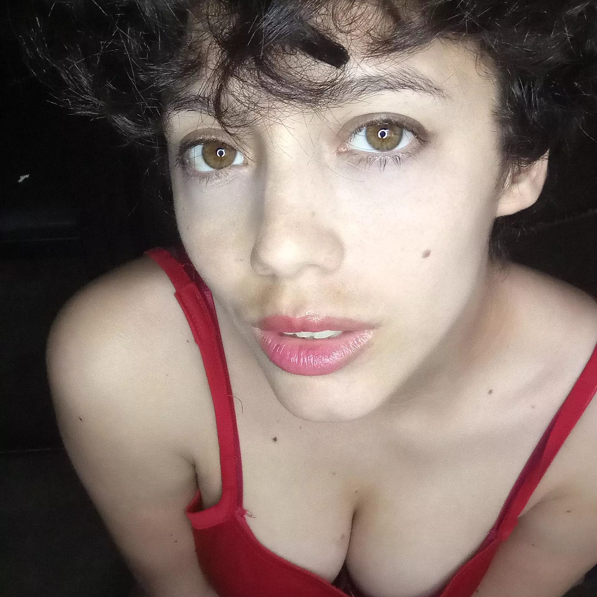 23 years old, petite and yours posted by cerocute