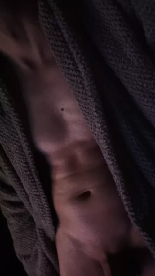 34 (m) what do you think? by parachuter1