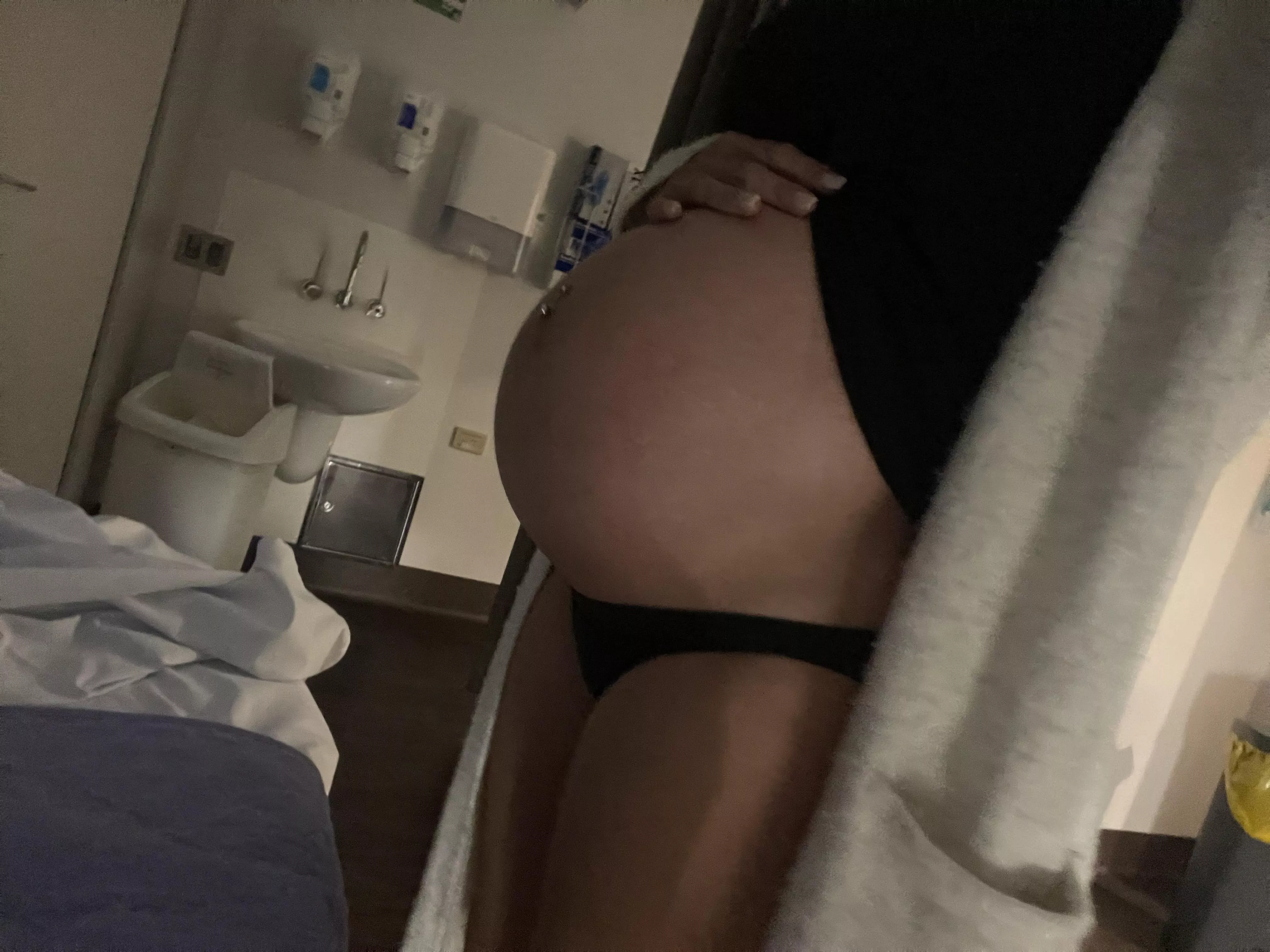 Baby checks 🤍 posted by chelssizzle