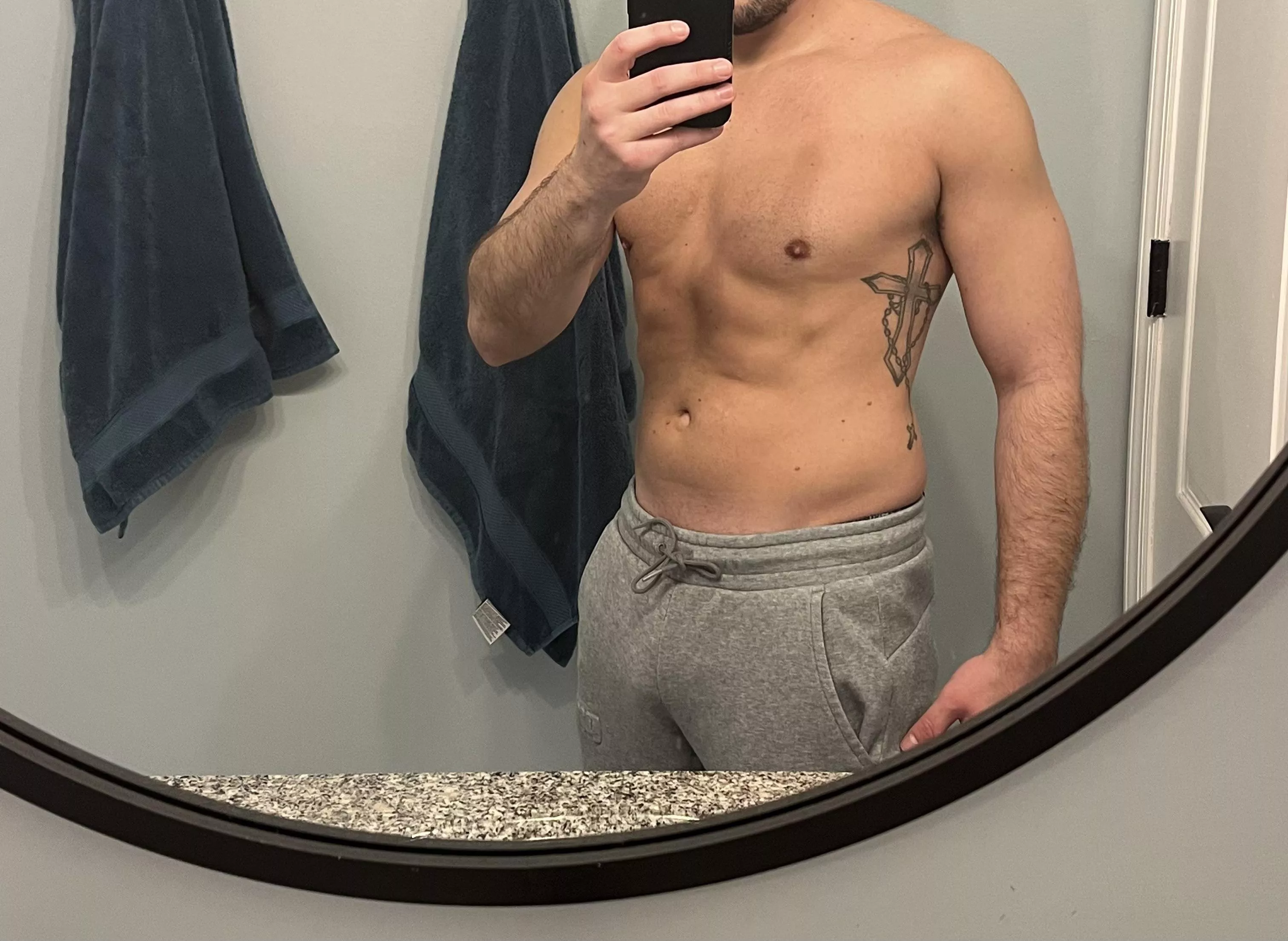 Chest day 💪💪 [m] posted by Sdaddy8