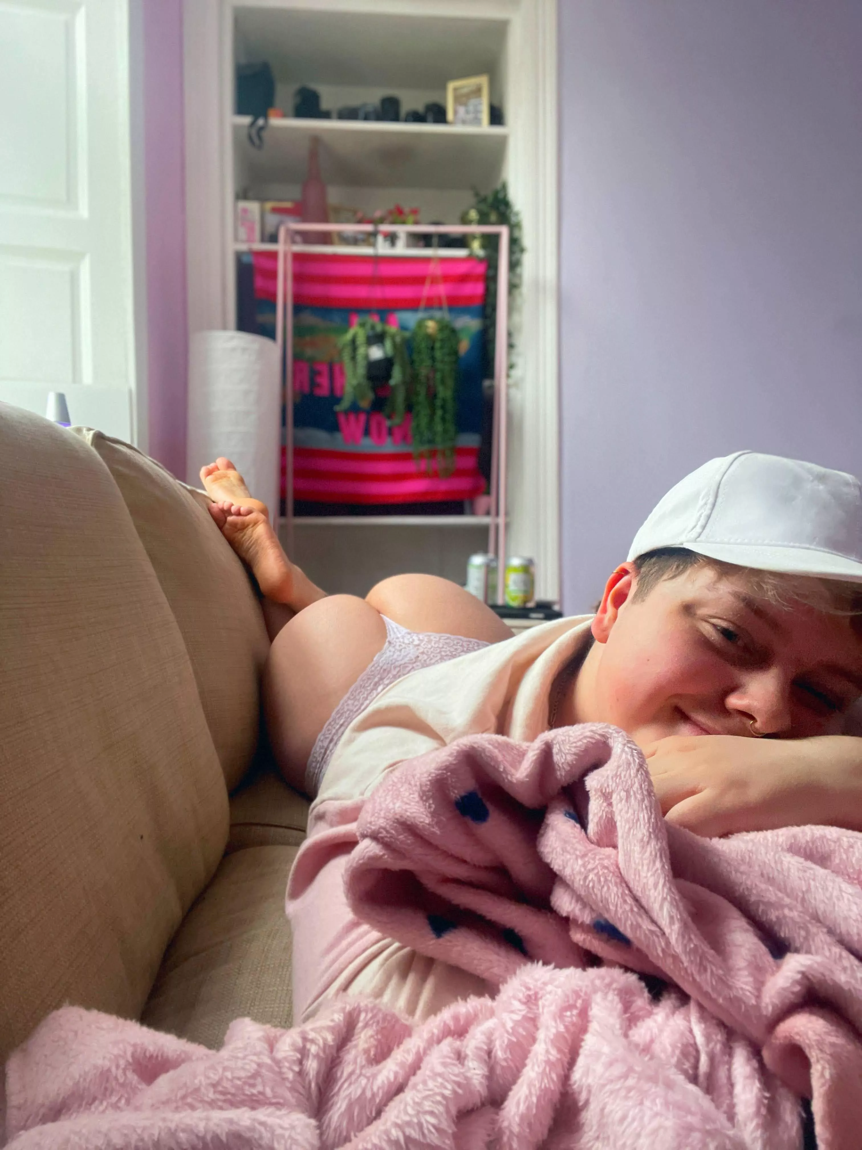 come snuggle on the couch with me? 🥺 posted by buzzlilac