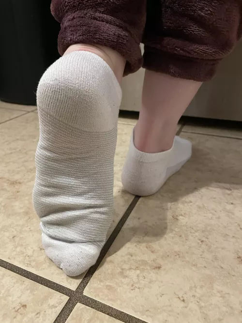 Cooking dinner. It’s so hot in the kitchen 🔥🔥 by Big_texas88