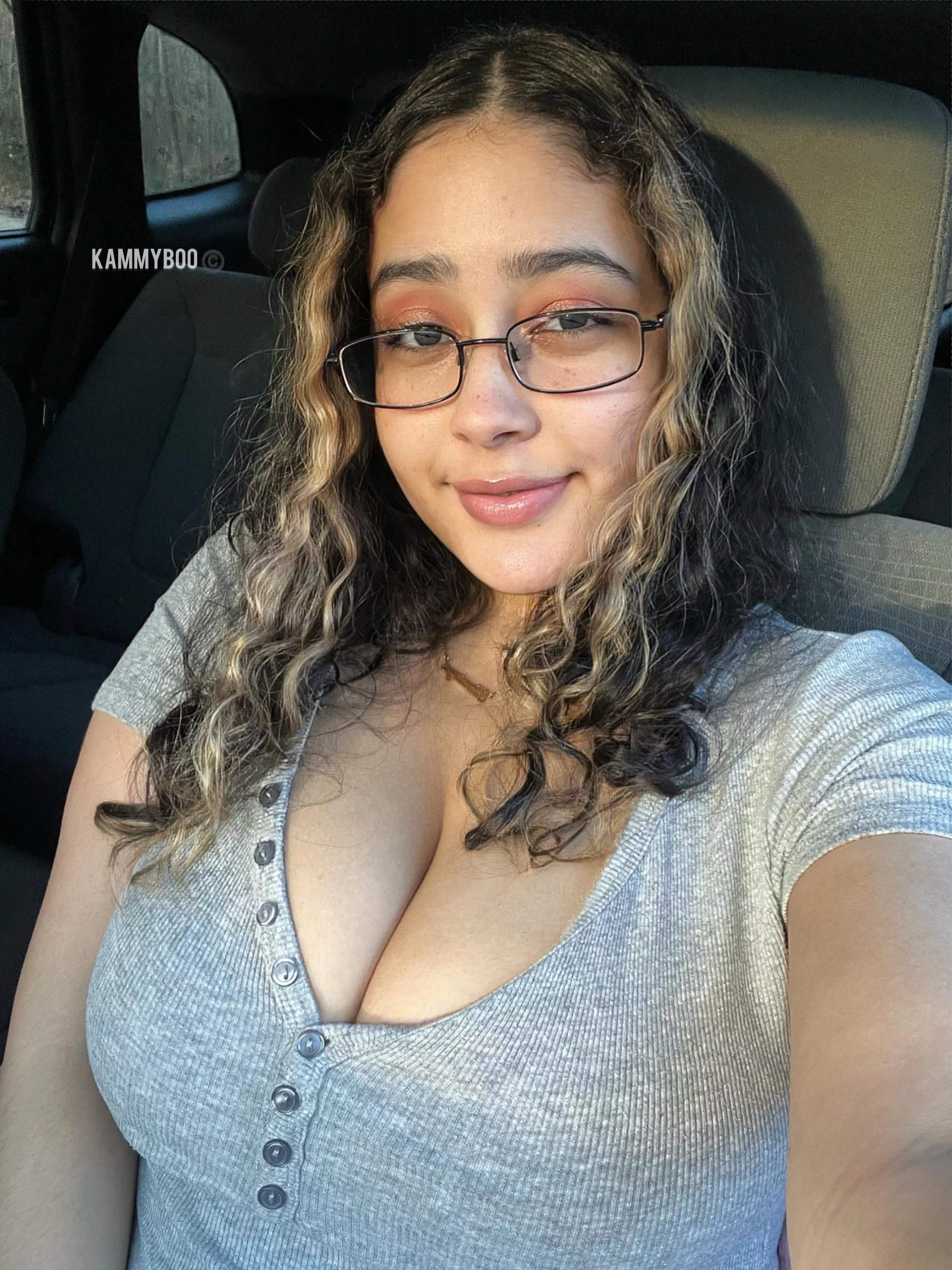 Cum shot on this nerd posted by kammyboo