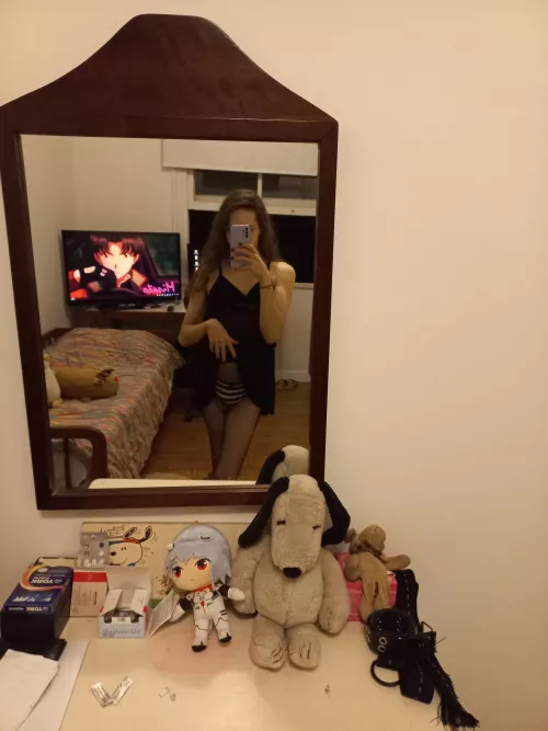 Do you think black suits me? by Dogosa_