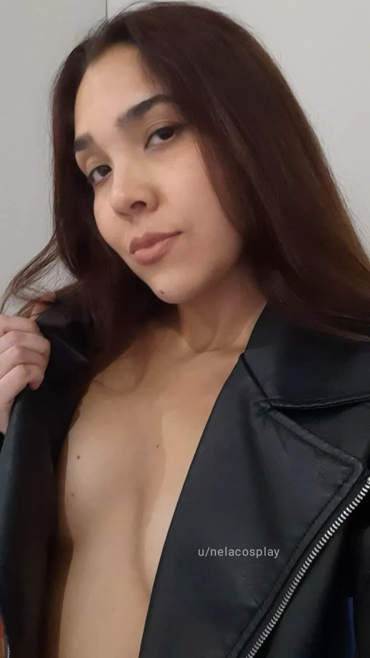 eyes up here! posted by nelacosplay