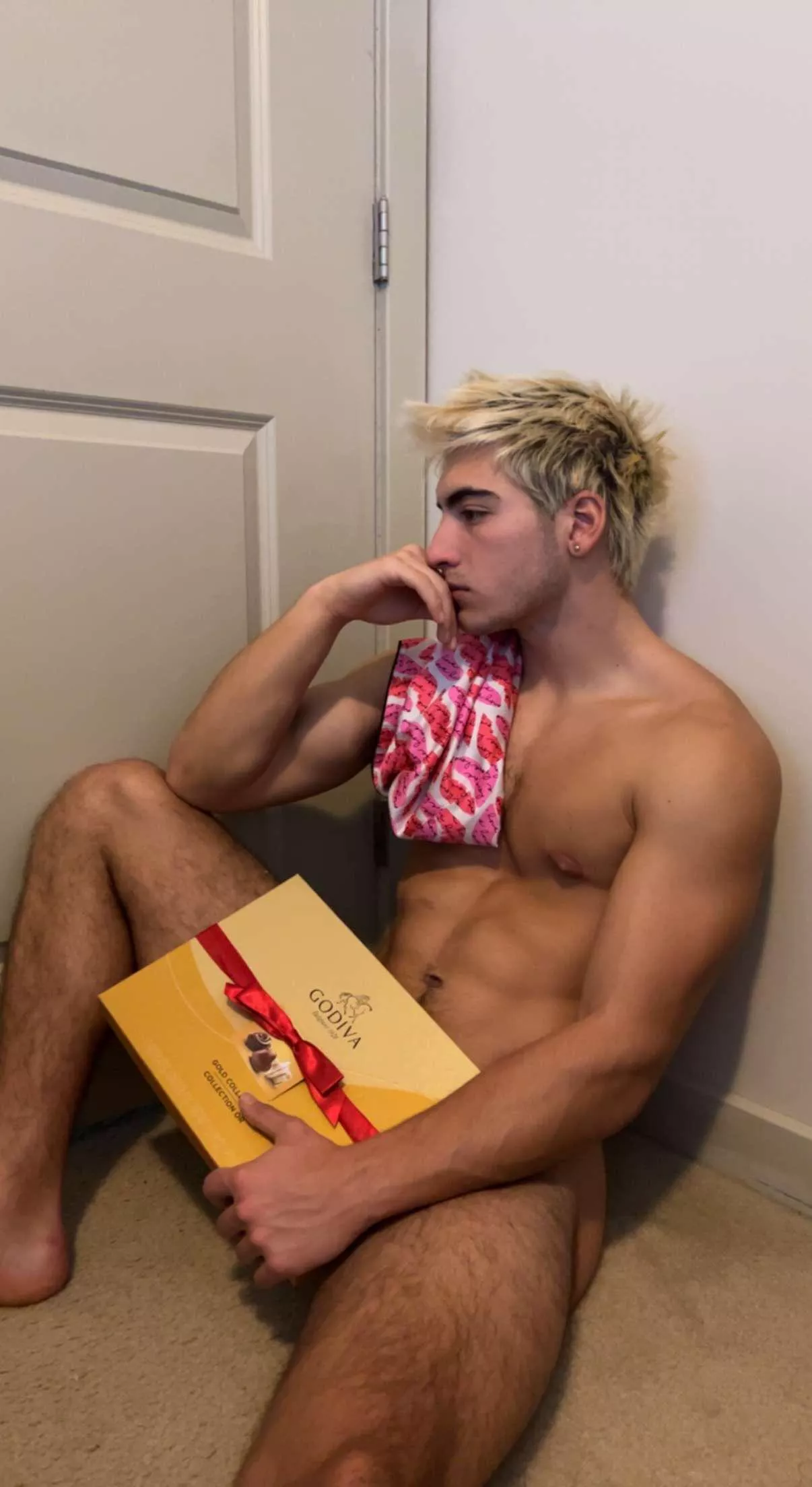 Happy Valentines😽😽 posted by Bigfloppydonk3y