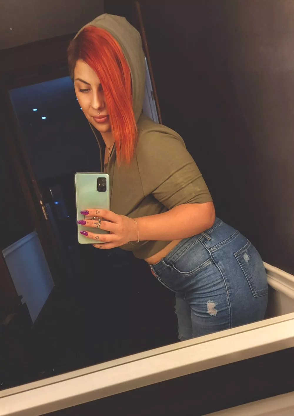 Hello, it’s me posted by ErikaBosom