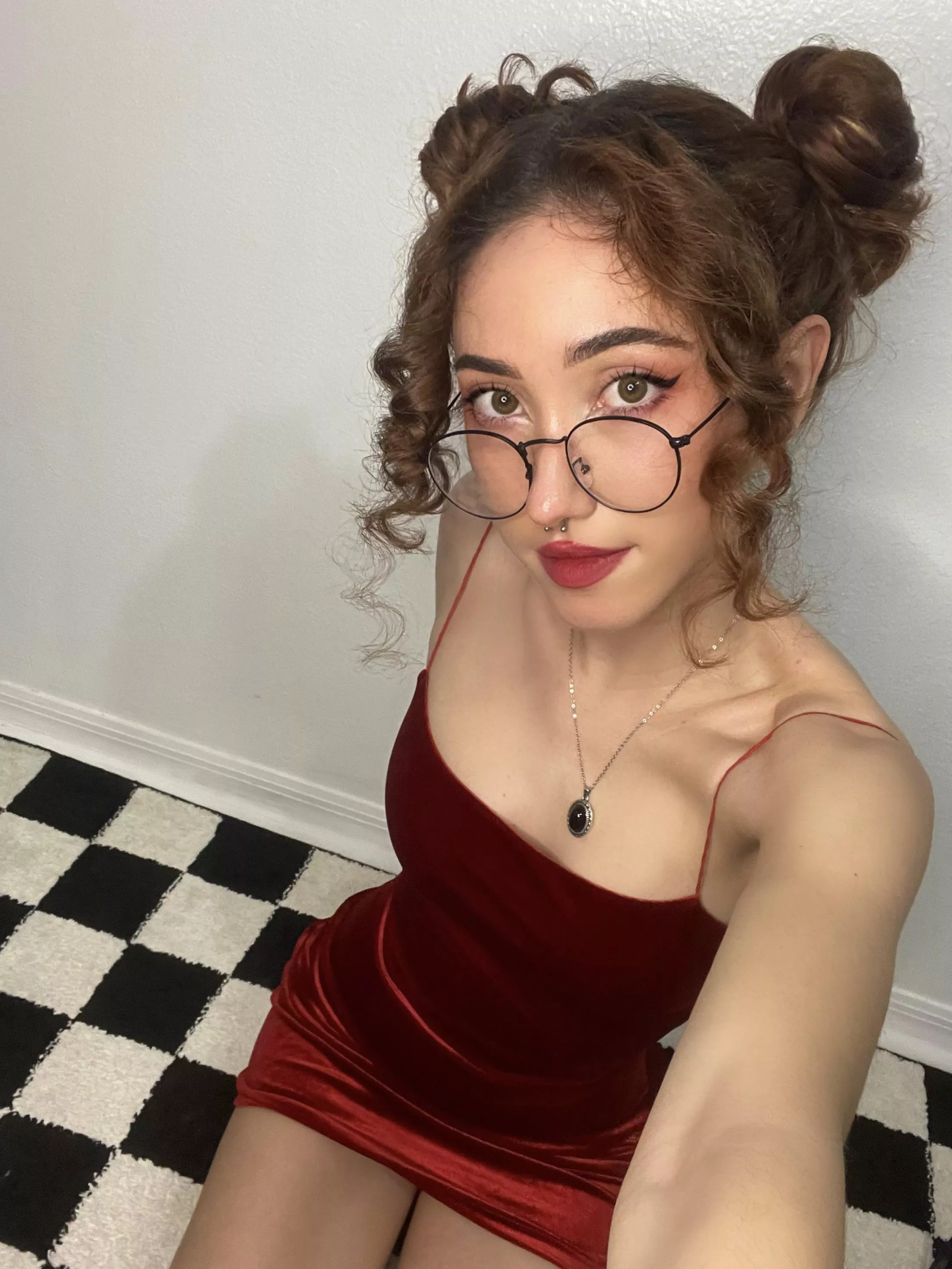 Hope you have a good day today♥️ posted by Miabellerina