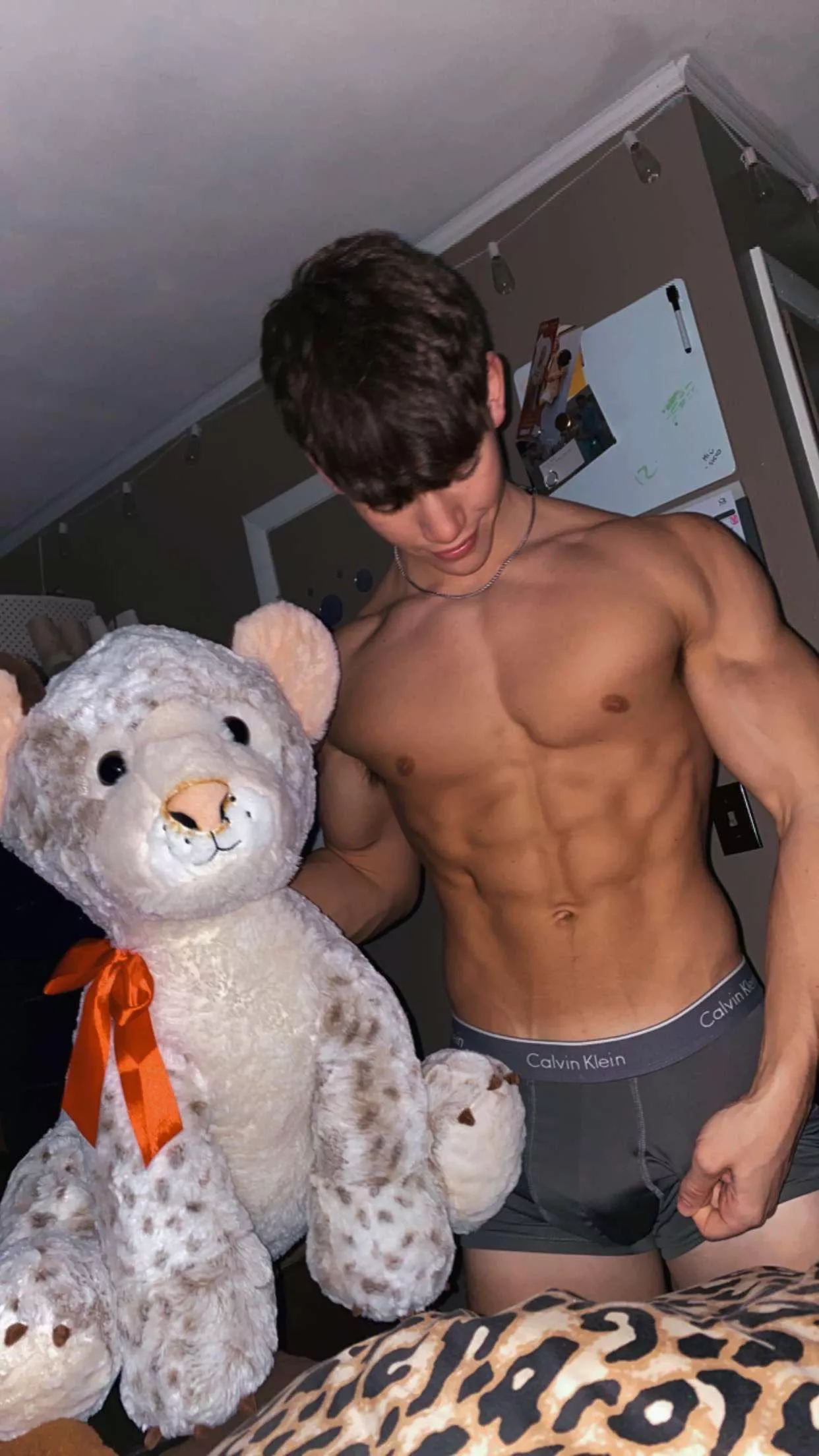 how do i look? posted by AccurateSquare1829