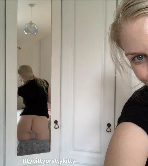 How does my butt look ? by ittybityprettykitty