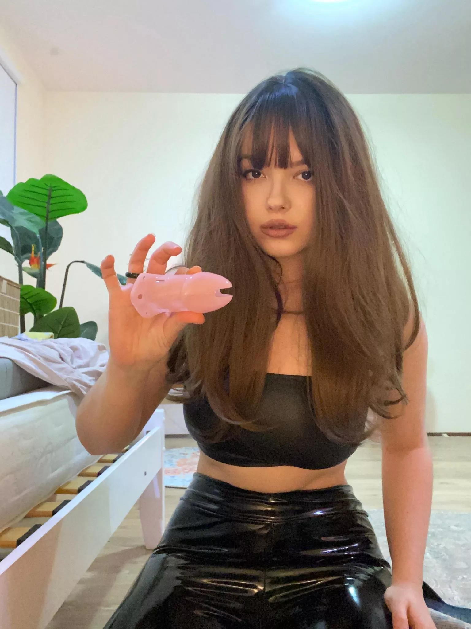 I know you want to wear it posted by Broad_Lawrence