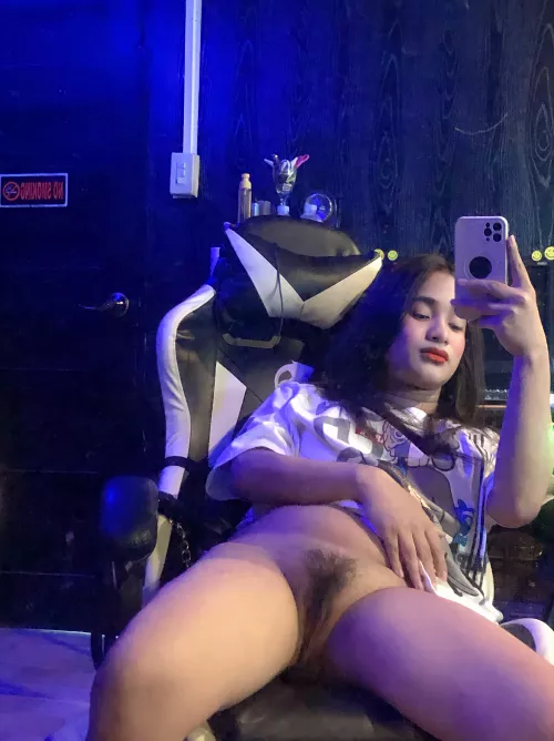 I love my hairy pussy by Jillian1231