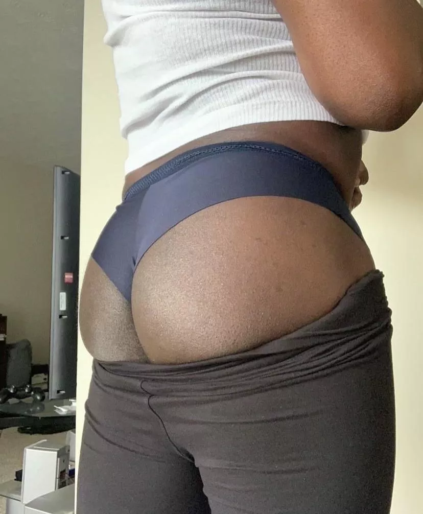 I love that people don’t know what’s underneath posted by slimbootay4u