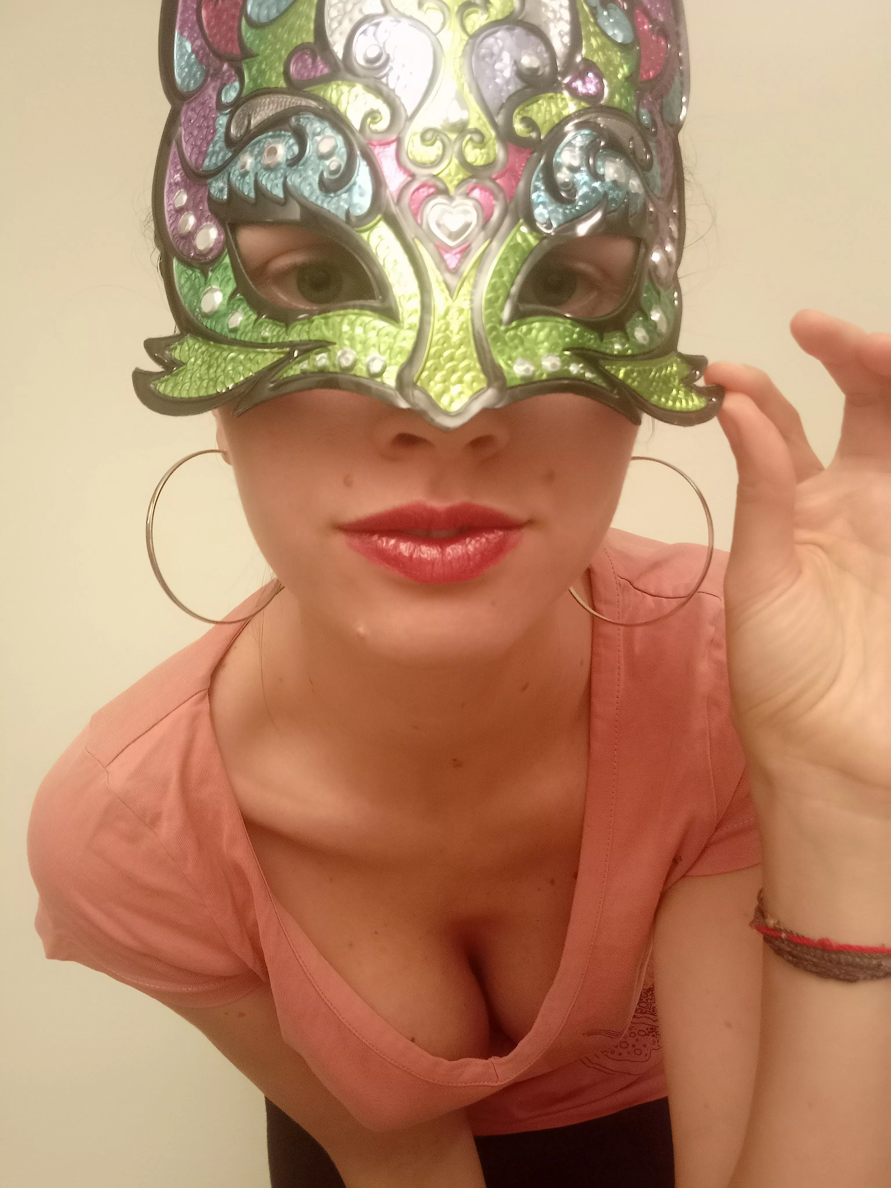 I would love to be your damsel in distress. posted by Gipsyblu