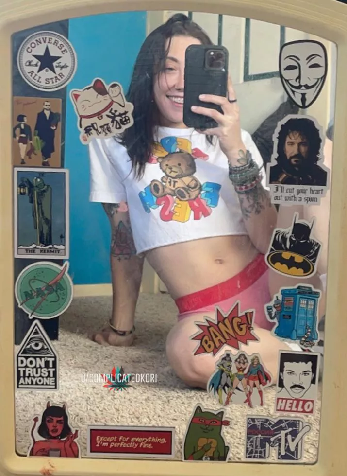 It’s a snow day ❄️ let’s stay in and snuggle posted by ComplicatedKori