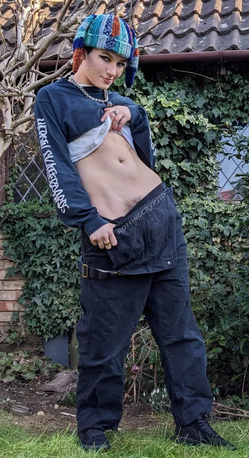 let's fool around and hope the neighbours don't see.. by rottingcryptid