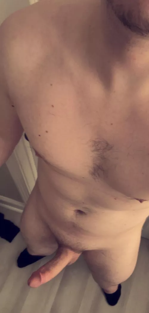 Need a gaymer with a throbbing joystick looking for a bottom. That you? DMs opened by tbernard412