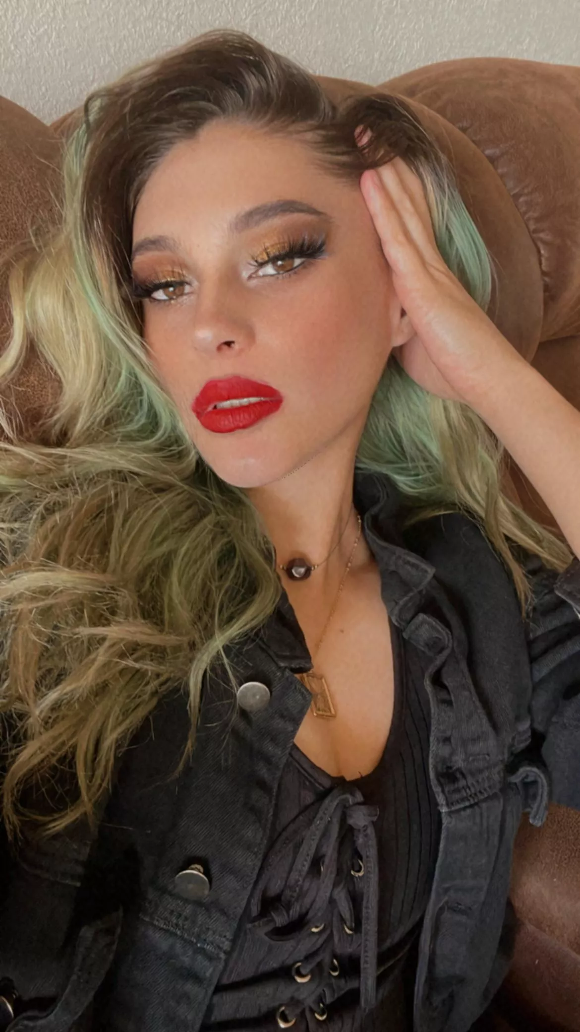 NSFW content creator. posted by NoelleCepeda