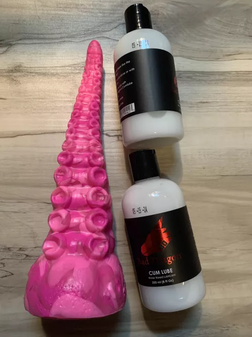 Oh god I’m addicted!! This medium/medium ika just hits all the right spots!!!! Who wants to see me use it??? (19/m/femboy) by Traditional-Wish-708