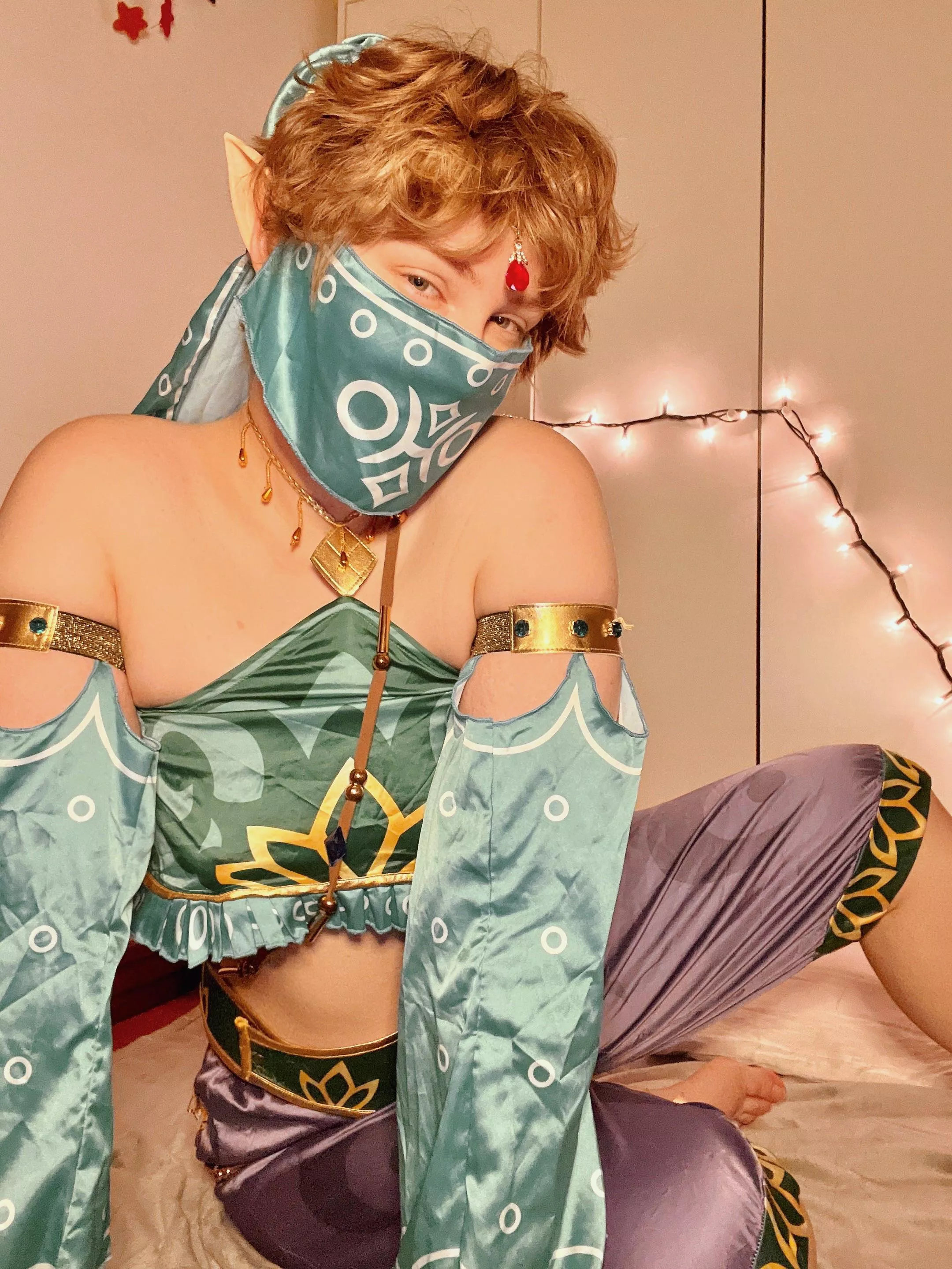 patiently waiting for the new zelda game to come out 🥺 posted by jcatboy