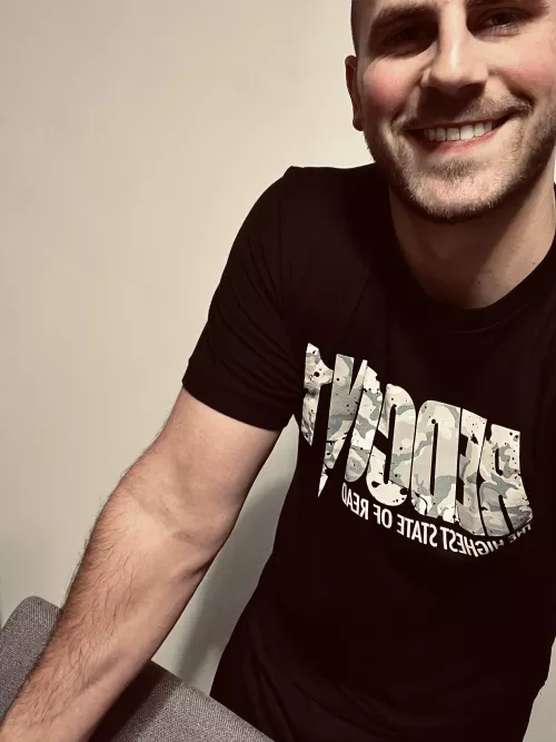 POV you staring at my forearm as I pull your chair out for you to sit by Shyguyonreddit4444