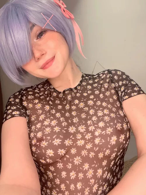 Rem cosplay by Neyrodesu by Neyrodesu