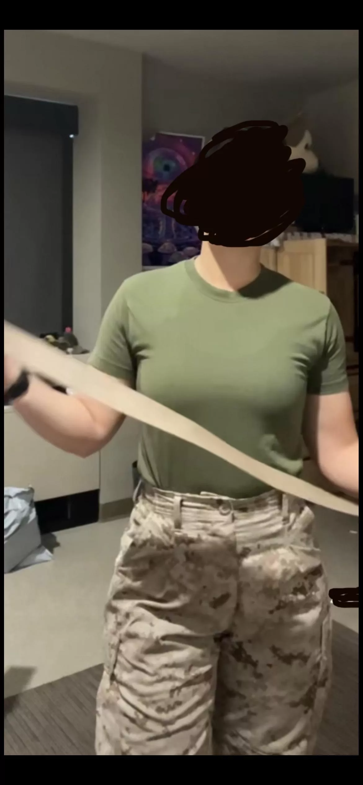 Should I Reveal?🙂 posted by HitPotatoobig