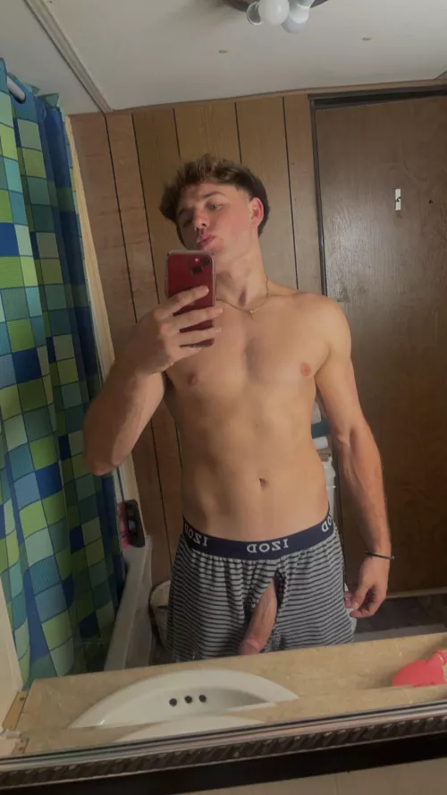 Sleep tight 🙇🏼 by Hot_Presentation_676