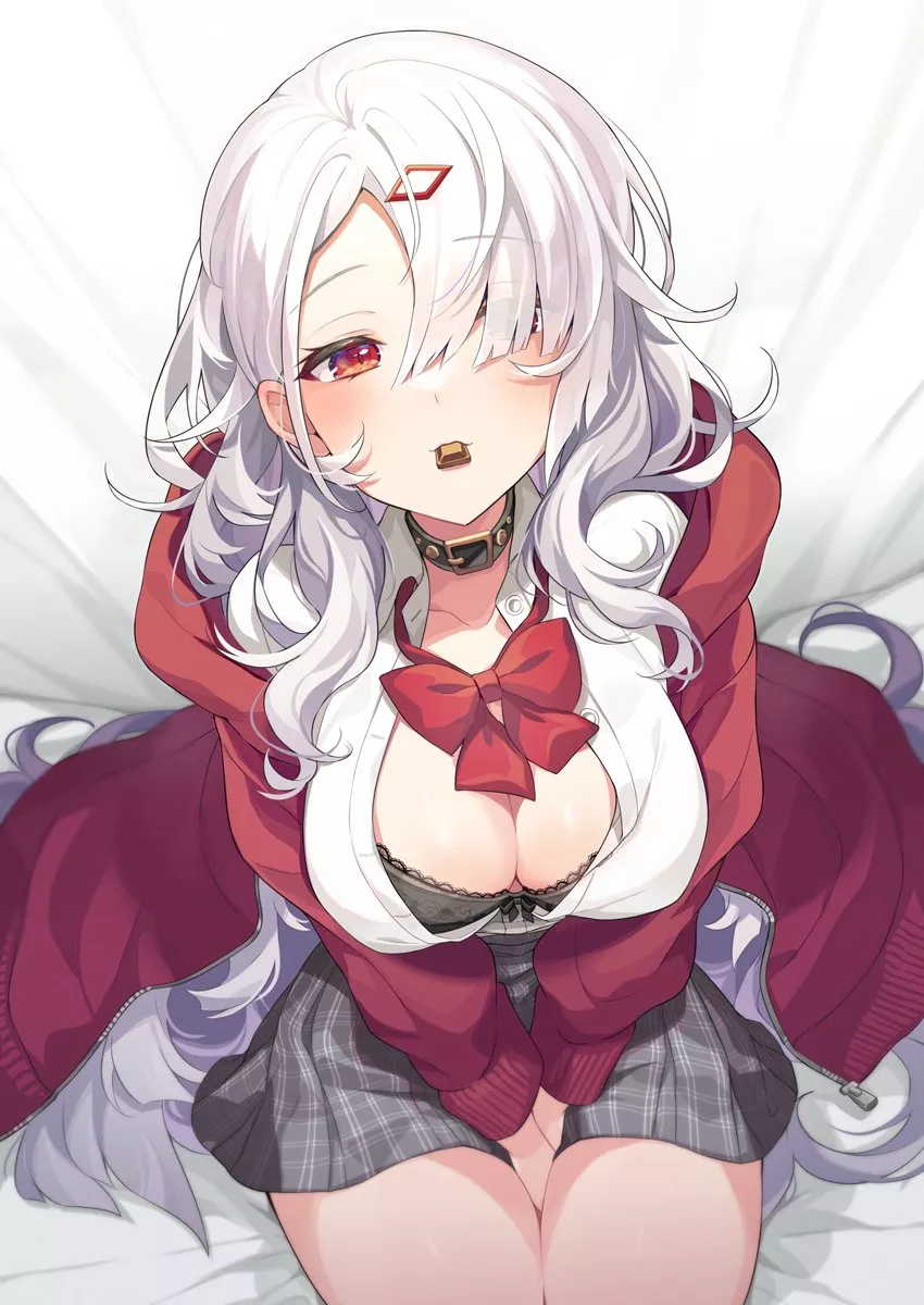 Small Chocolate posted by ArcticPlush11