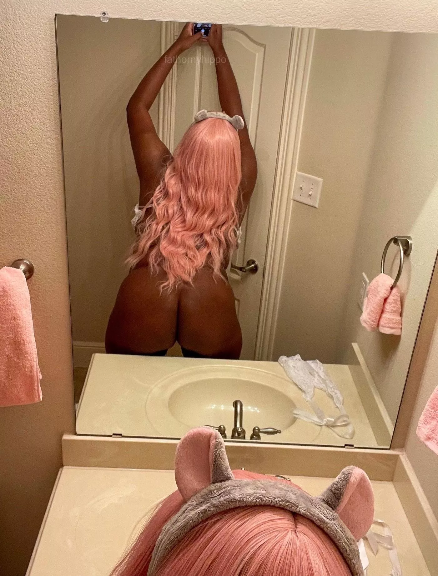 The only thing missing is your tongue and cock! posted by fathornyhippo