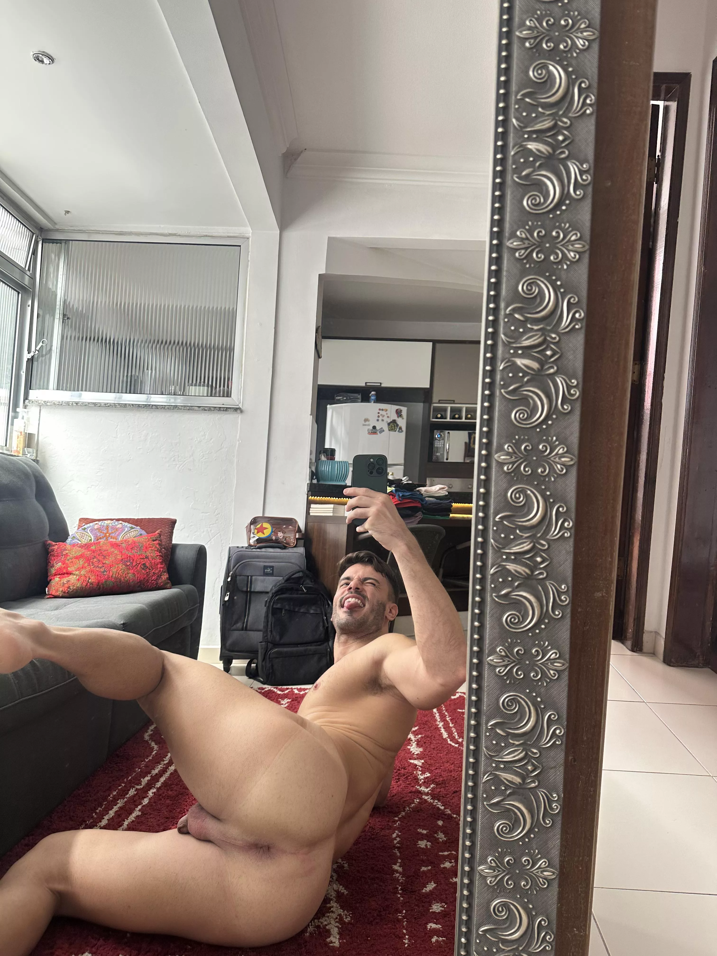 Thinking about you right now posted by italofassin