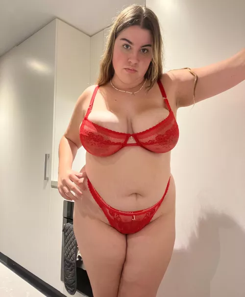 traded the green for red set 🥵 by Beneficial-Desk4126