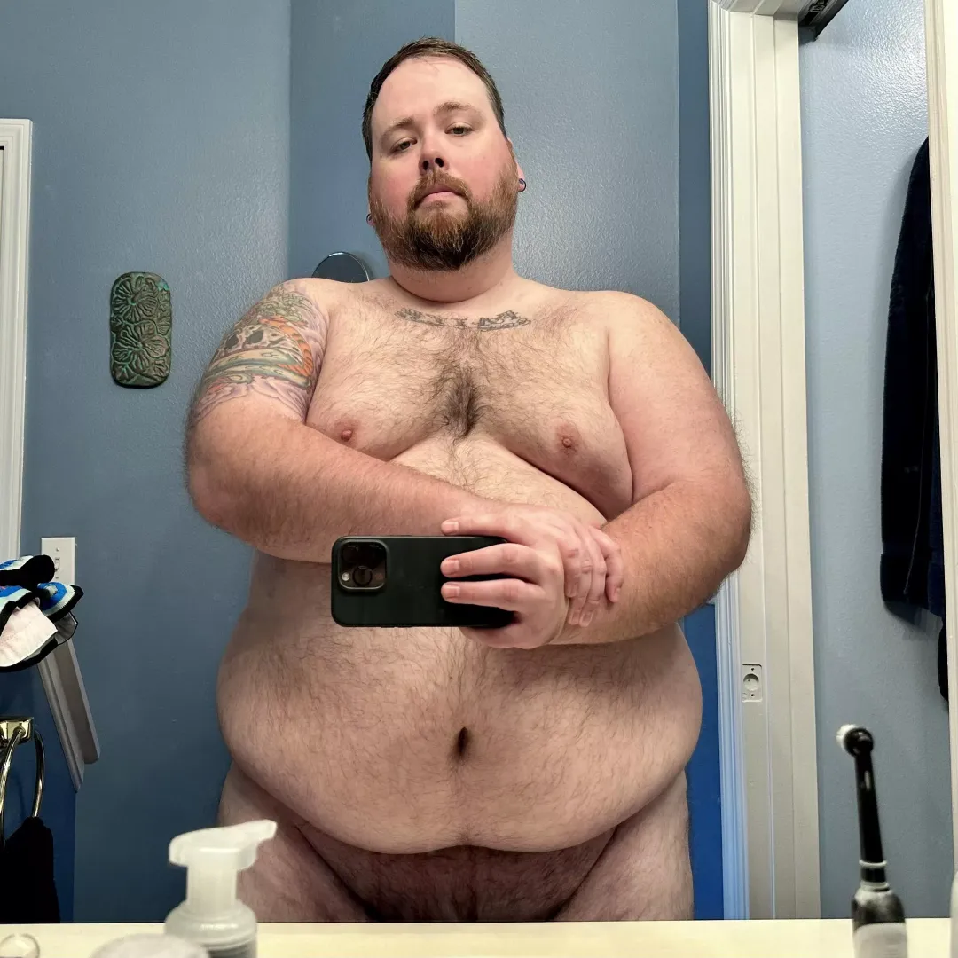 Who wants to join me for a shower posted by chicagocubchub